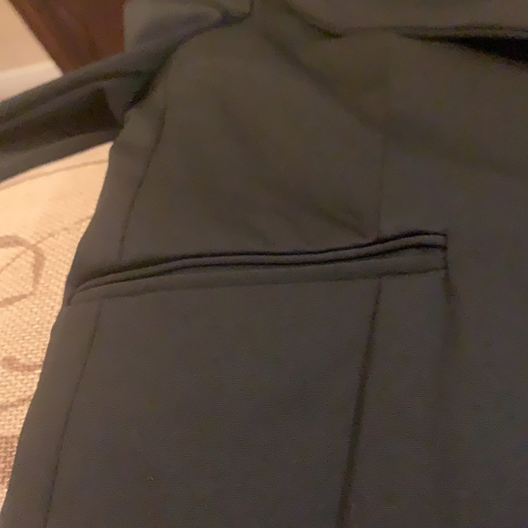 SALE EUC Elizabeth and James fitted jacket, Sz 8, black - Picture 14 of 14